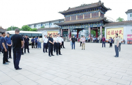 點擊放大